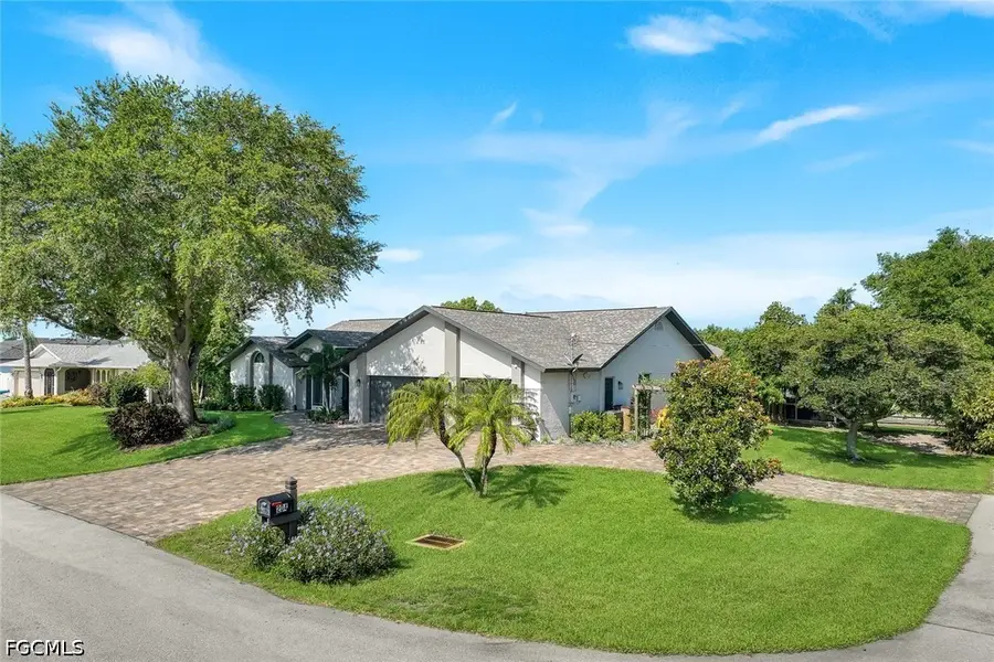204 SE 20th Place, Cape Coral, FL 33990 - #2