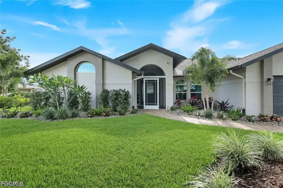 204 SE 20th Place, Cape Coral, FL 33990 - #3