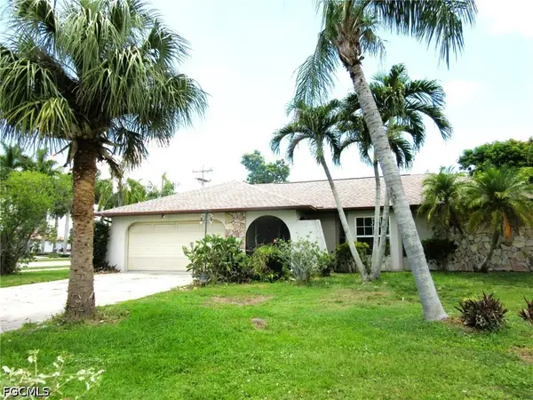 628 SE 19th Lane, Cape Coral, FL 33990