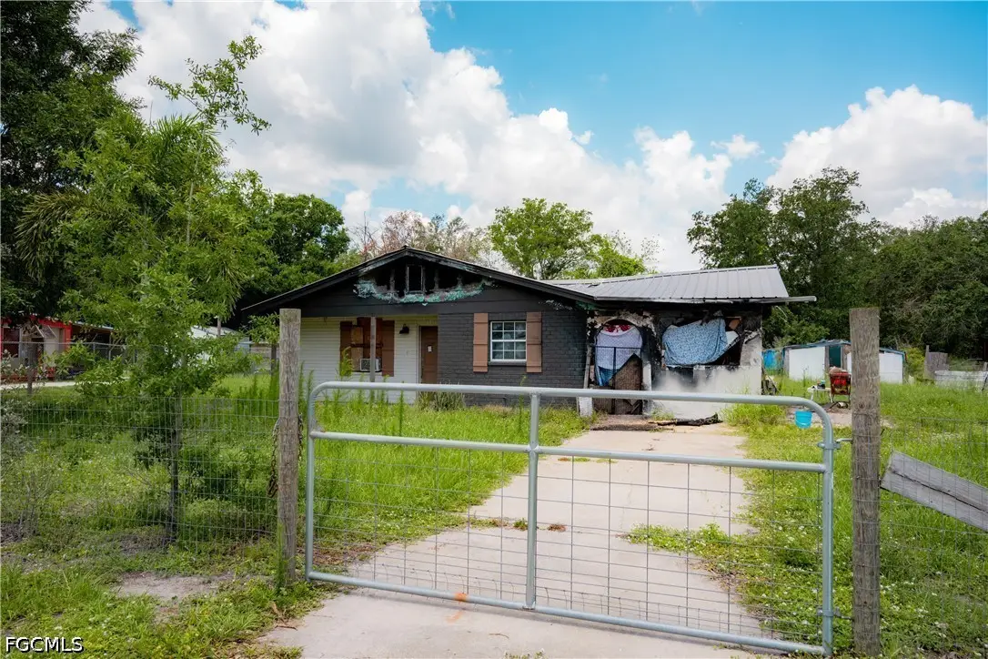 1553 SE Carnahan Avenue, Arcadia, FL 34266 - #1