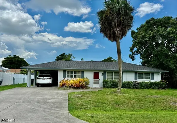 2216 Gorham Avenue, Fort Myers, FL 33907