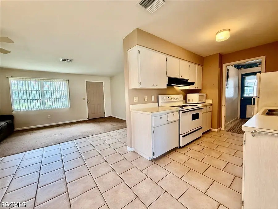 2216 Gorham Avenue, Fort Myers, FL 33907 - #3