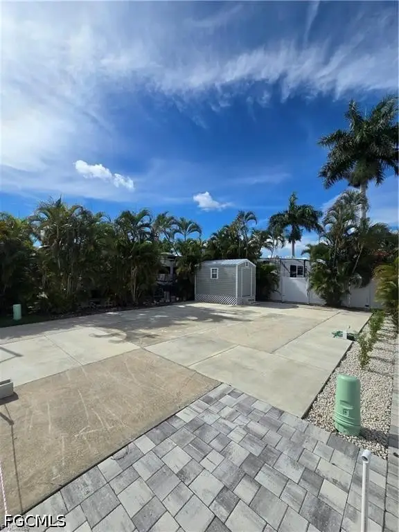 5650 Red Bird Lane, Fort Myers, FL 33908