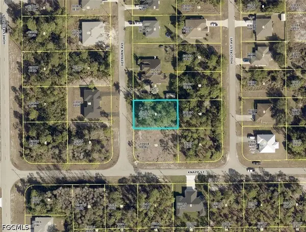 929 Hepburn Avenue, Lehigh Acres, FL 33974