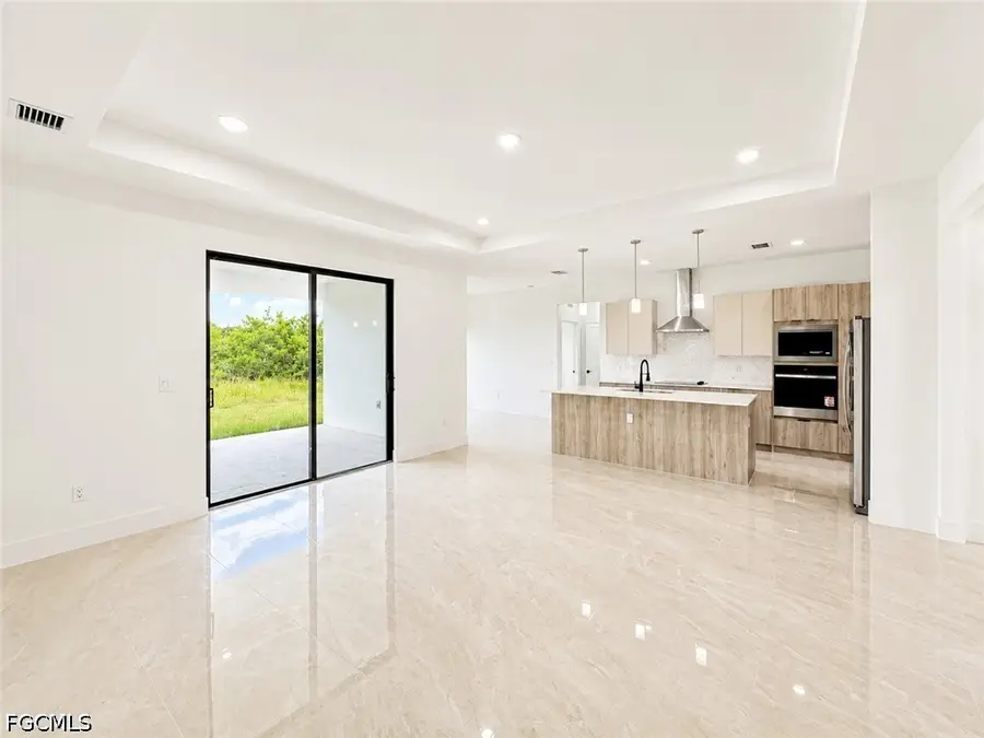 8022 Sunrise Circle, Labelle, FL 33935 - #3