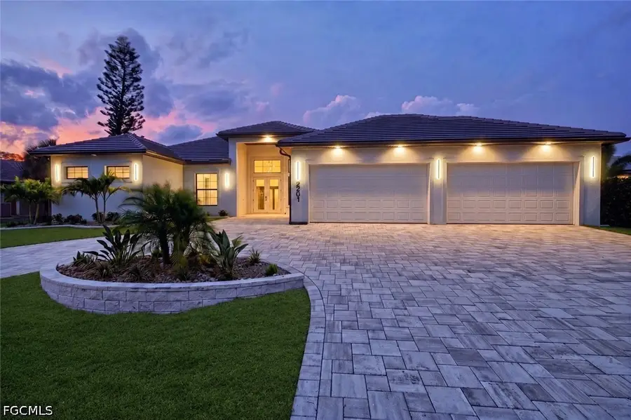 2201 Beach Parkway W, Cape Coral, FL 33914 - #2