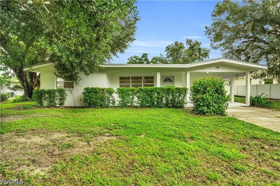 440 6th Avenue, Labelle, FL 33935 - #1