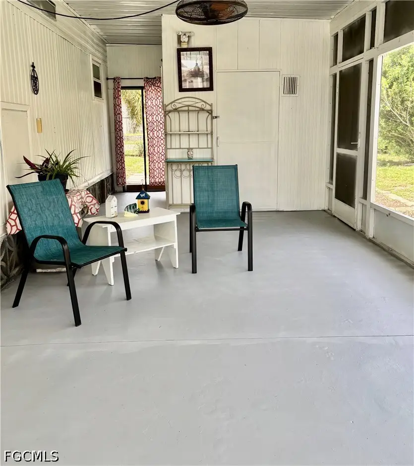 730 Knotty Pine Circle, North Fort Myers, FL 33917 - #3