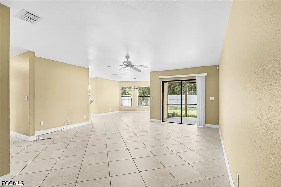 820 SW 16th Terrace, Cape Coral, FL 33991 - #2