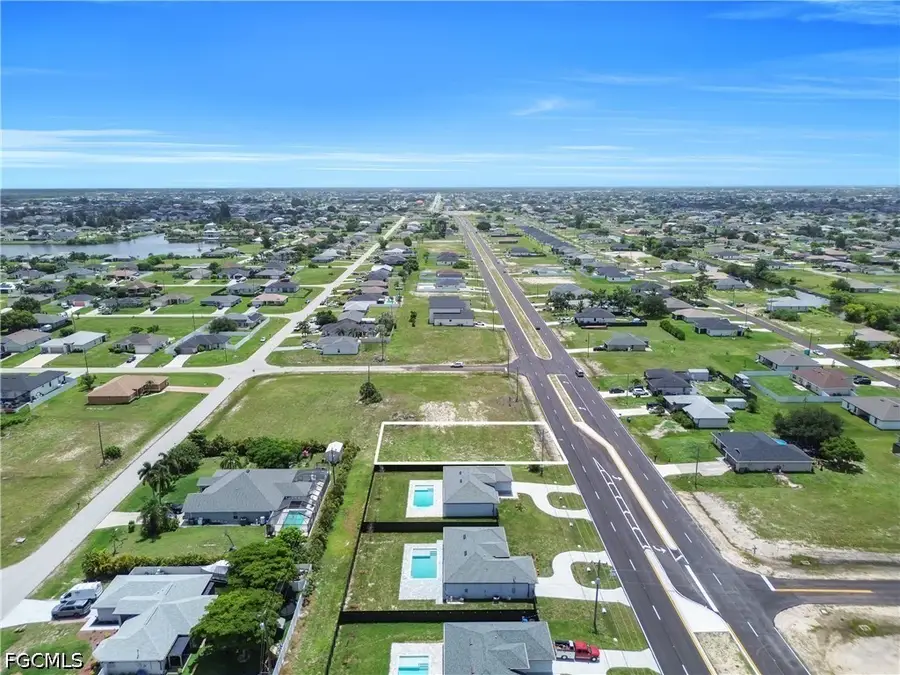 107 Diplomat Parkway E, Cape Coral, FL 33909 - #2