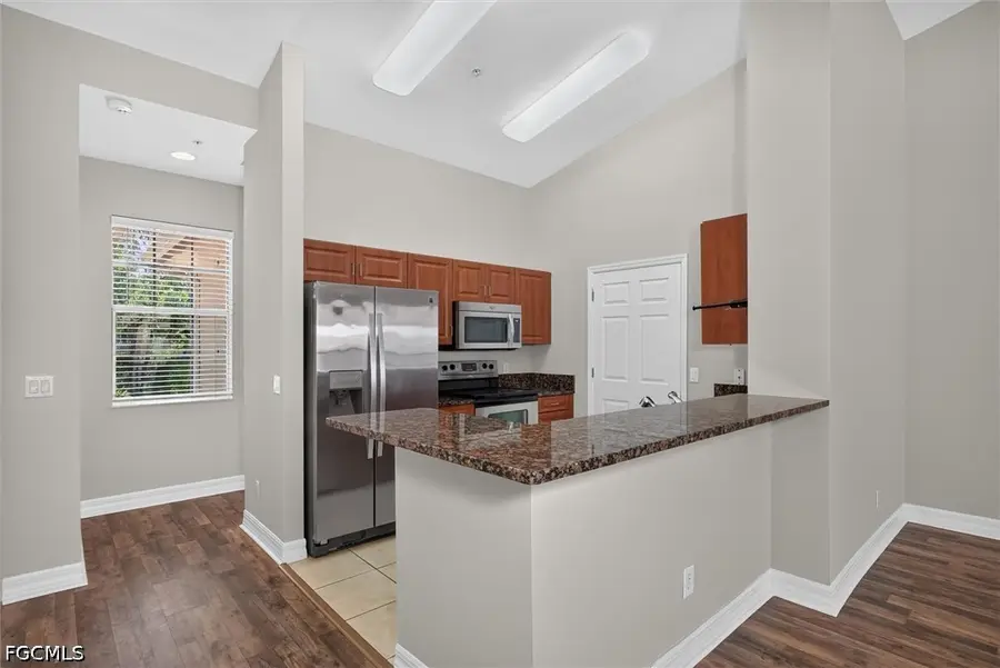 8521 Oakshade Circle #422, Fort Myers, FL 33919 - #3