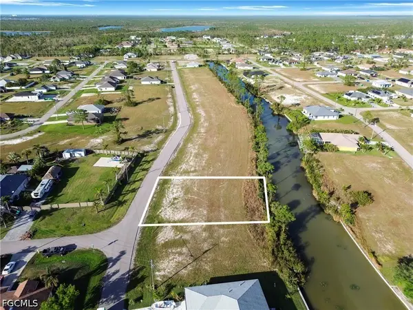 2701 NW 26th Place, Cape Coral, FL 33993