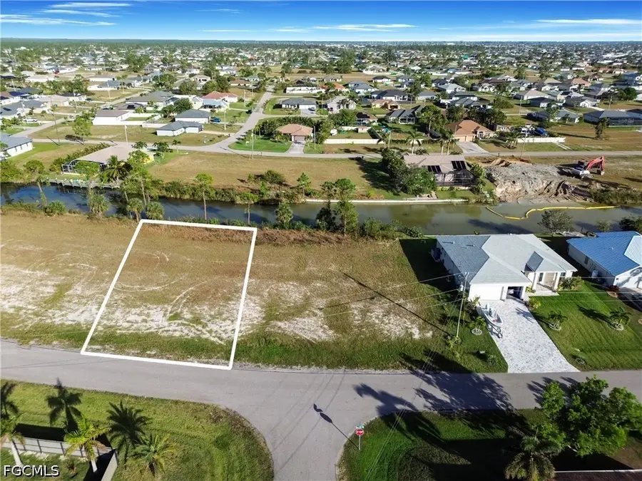2701 NW 26th Place, Cape Coral, FL 33993 - #3