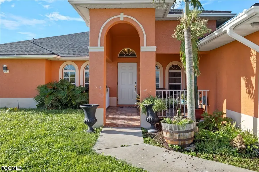 610 NE 12th Street, Cape Coral, FL 33909 - #2