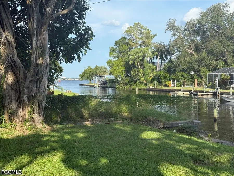 1845 Marina Circle, North Fort Myers, FL 33903 - #3