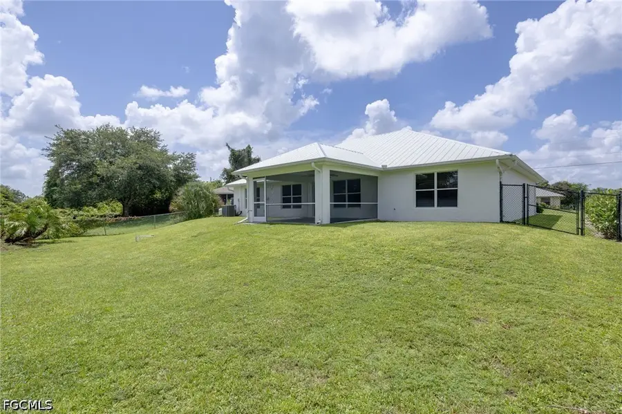 3014 11th Street W, Lehigh Acres, FL 33971 - #3