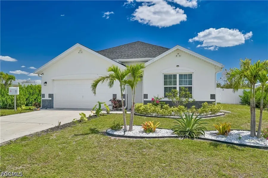 216 SW 29th Street, Cape Coral, FL 33914 - #2