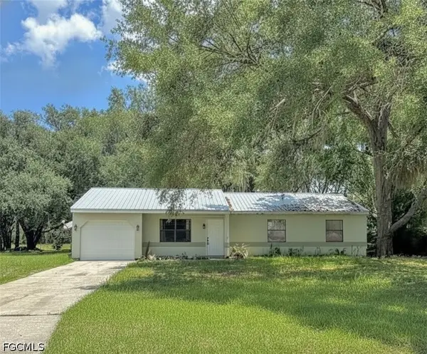 4005 E Sunflower Circle, Labelle, FL 33935