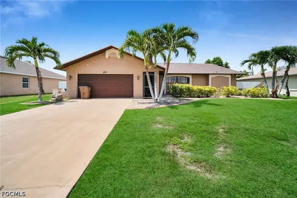 203 SE 16th Terrace, Cape Coral, FL 33990
