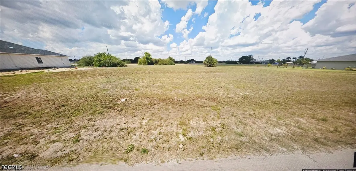 1409 NE 15th Terrace, Cape Coral, FL 33909 - #1
