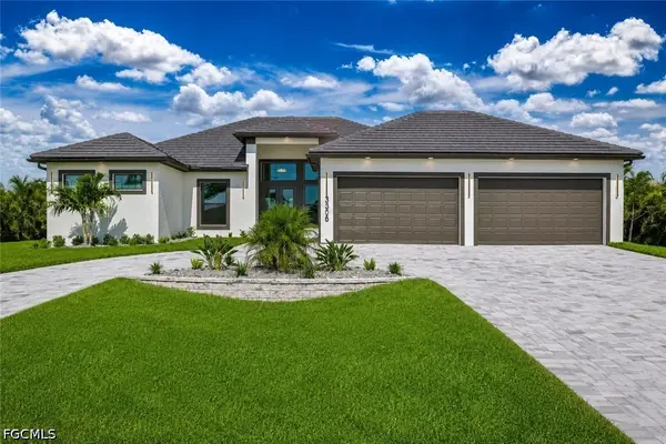3306 SW 26th Place, Cape Coral, FL 33914