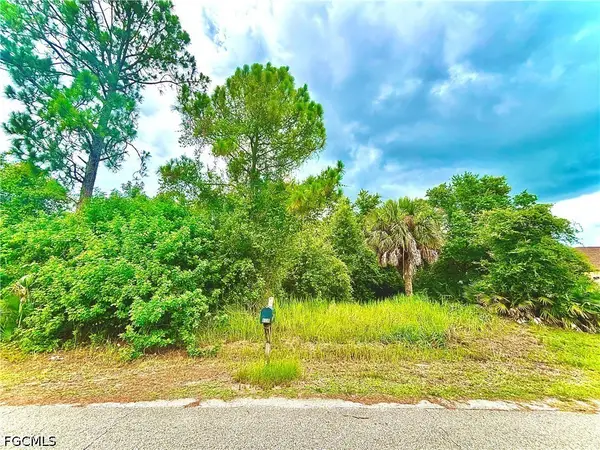 609 Calvin Avenue, Lehigh Acres, FL 33972
