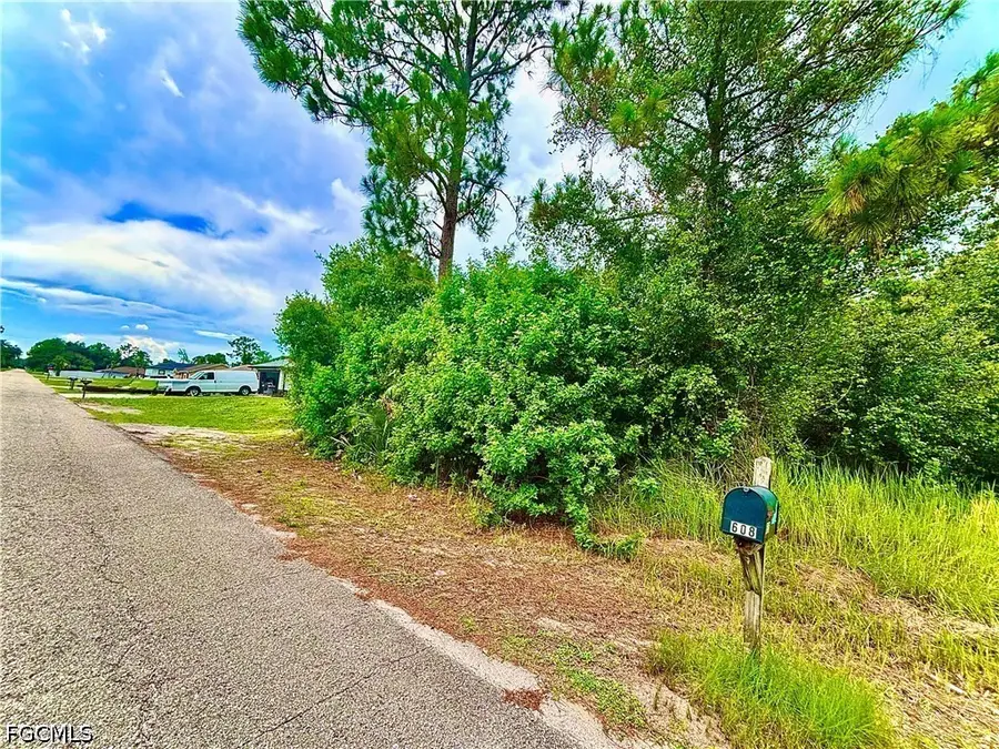 609 Calvin Avenue, Lehigh Acres, FL 33972 - #2