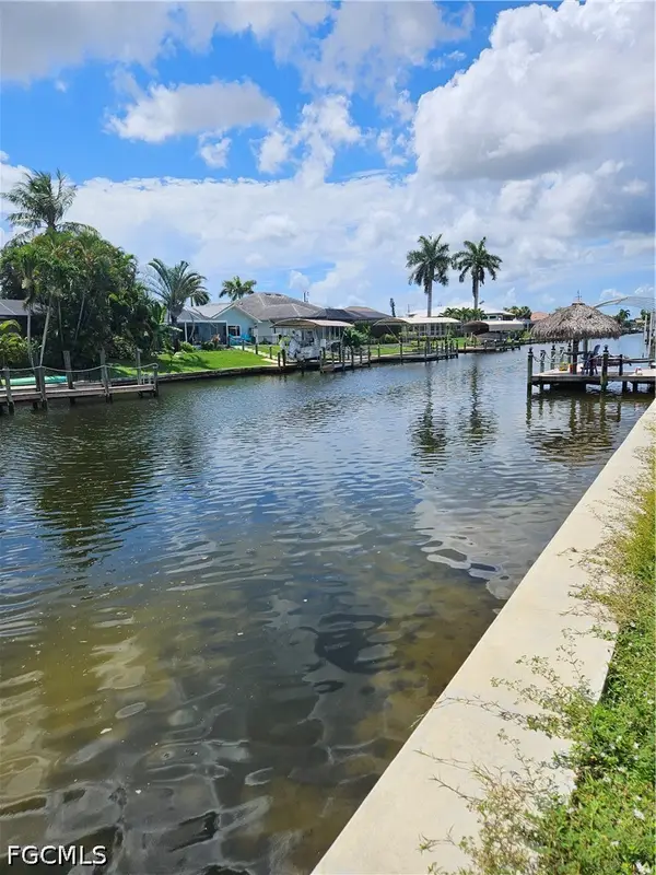 3535 SW 2nd Avenue, Cape Coral, FL 33914
