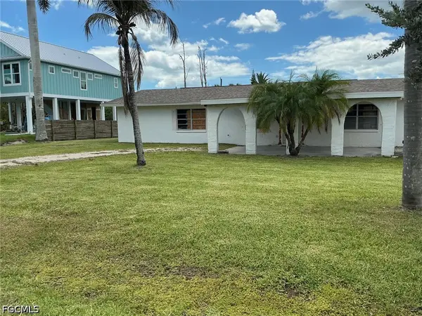 16620 Arbor Ridge Drive, Fort Myers, FL 33908