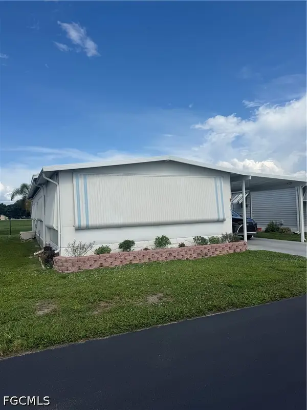 84 Poinsettia Drive, Fort Myers, FL 33905