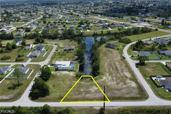 3819 Andalusia Boulevard, Cape Coral, FL 33909