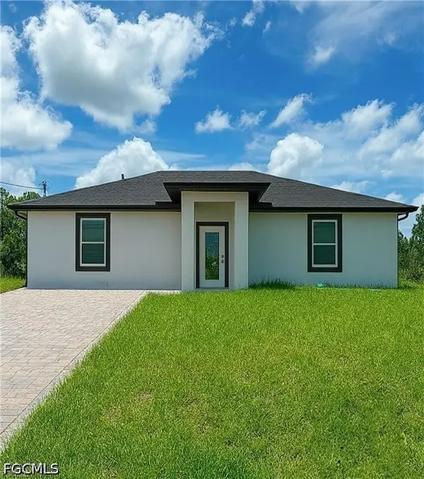 816 Palomino Street E, Lehigh Acres, FL 33974