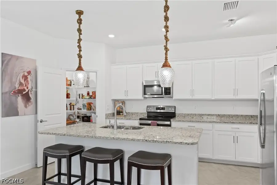 3390 Weston Manor Drive, Alva, FL 33920 - #3