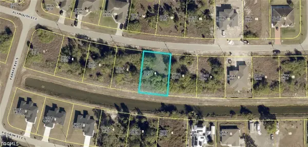 1028 Plymouth Street E, Lehigh Acres, FL 33974
