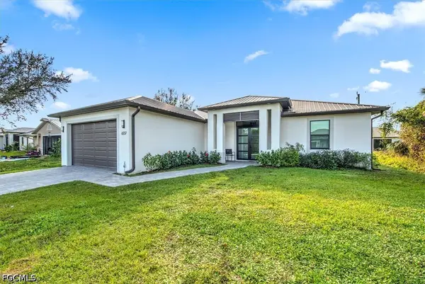 6137 Holt Court, Fort Myers, FL 33905