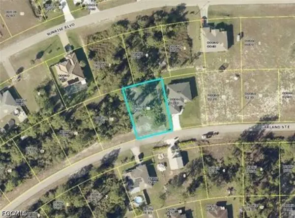 869 Garland Street E, Lehigh Acres, FL 33974