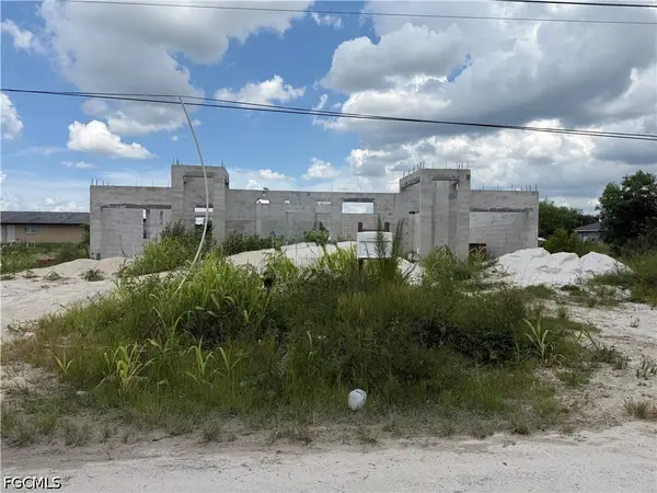 1121/1123 Harold Avenue S, Lehigh Acres, FL 33973