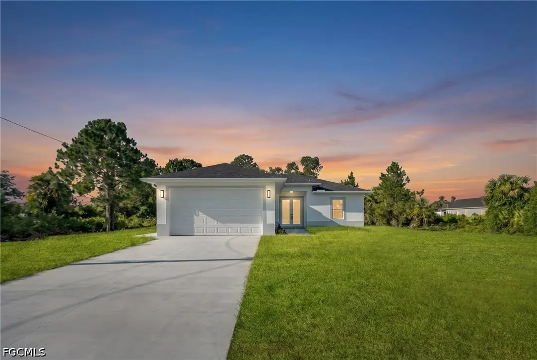 864 Chantilly Street E, Lehigh Acres, FL 33974 - #1