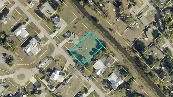 192 E Mariana Avenue, North Fort Myers, FL 33917