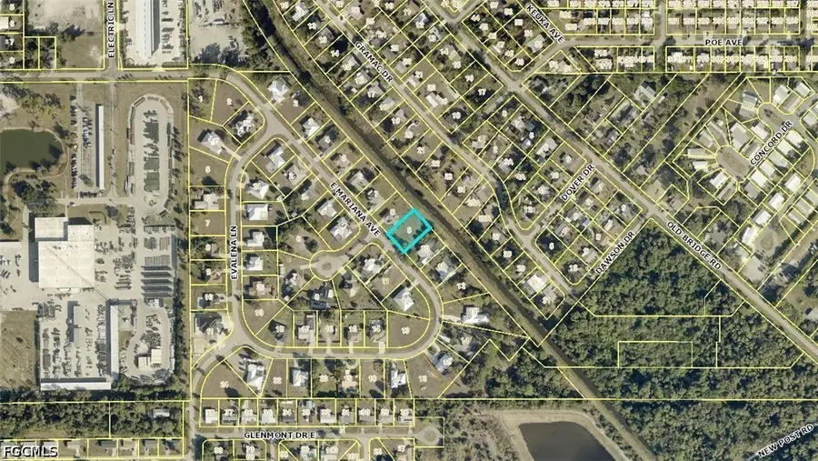 192 E Mariana Avenue, North Fort Myers, FL 33917 - #2