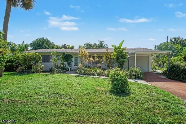 1564 Ixora Drive, North Fort Myers, FL 33917