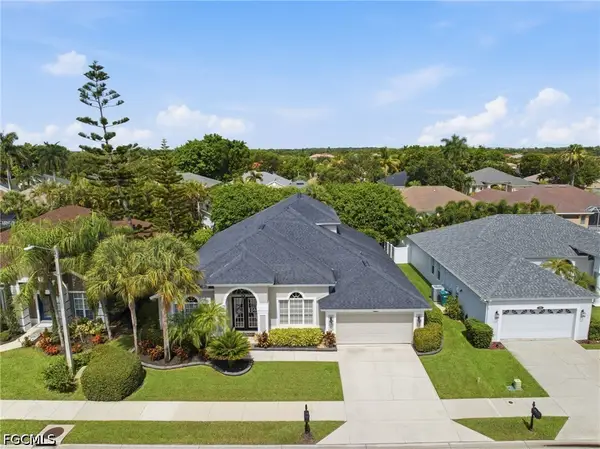 193 Skipping Stone Lane, Naples, FL 34119