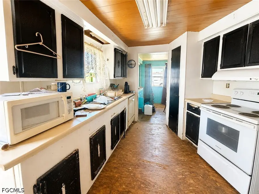 809 8th Street Nw, Moore Haven, FL 33471 - #3