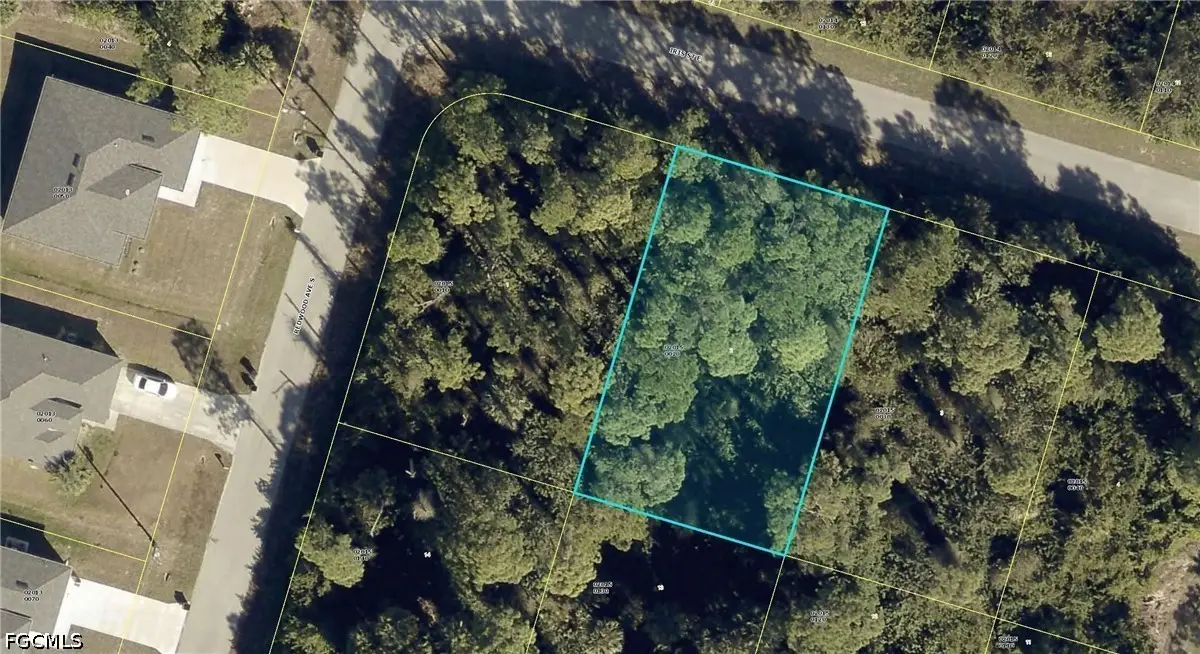 954 Iris Street E, Lehigh Acres, FL 33974 - #1