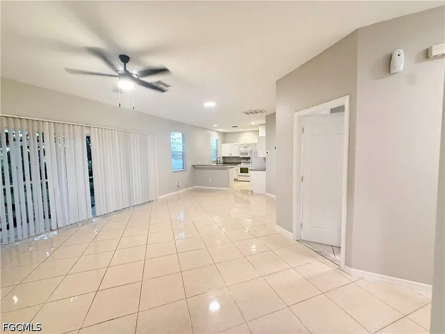 3813 19th Street Sw, Lehigh Acres, FL 33976 - #3