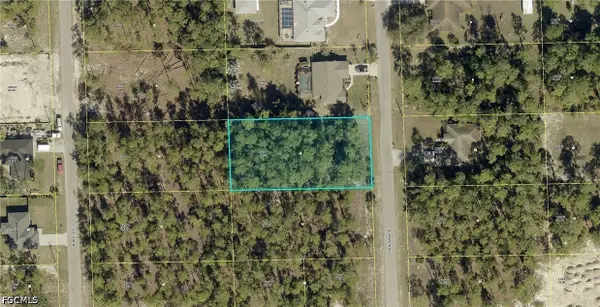 1105 Thompson Avenue, Lehigh Acres, FL 33972