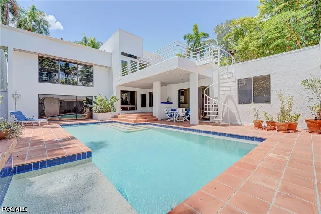 1215 Caloosa Drive, Fort Myers, FL 33901 - #1