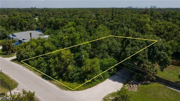 20190 Trailside Drive, Estero, FL 33928