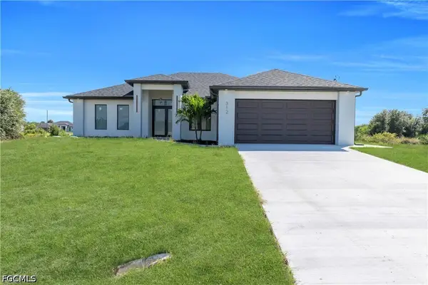 312 Pembroke Street, Lehigh Acres, FL 33974