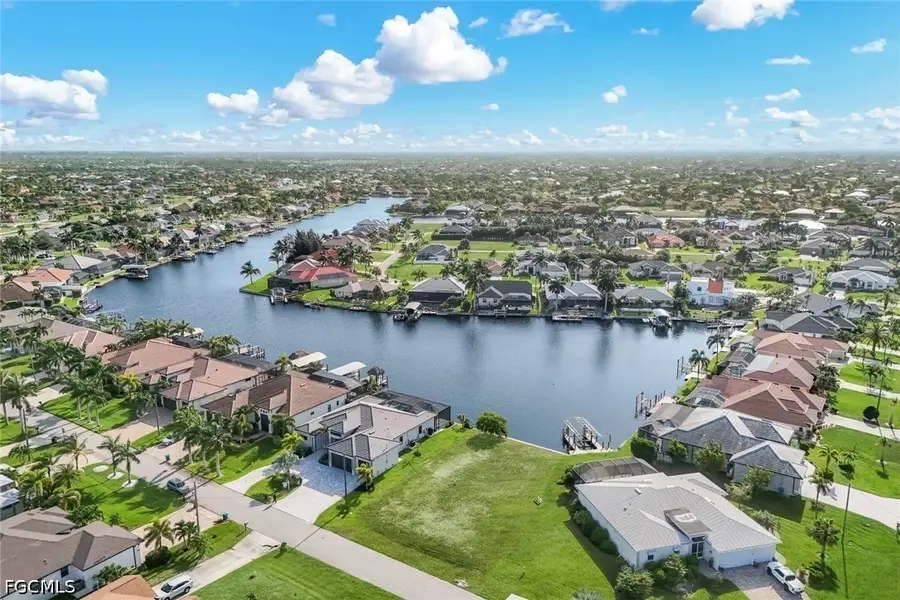 3127 SW 29th Avenue, Cape Coral, FL 33914 - #3